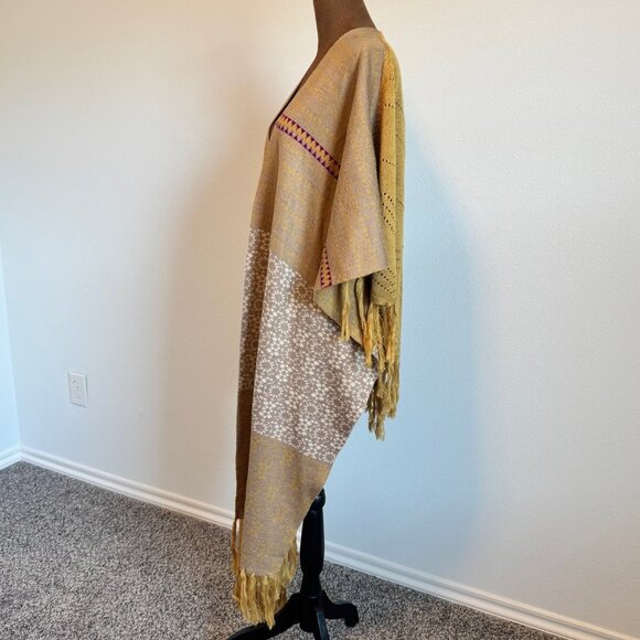 Easel One Size Boho Poncho Sweater Cardigan. - Picture 2 of 8